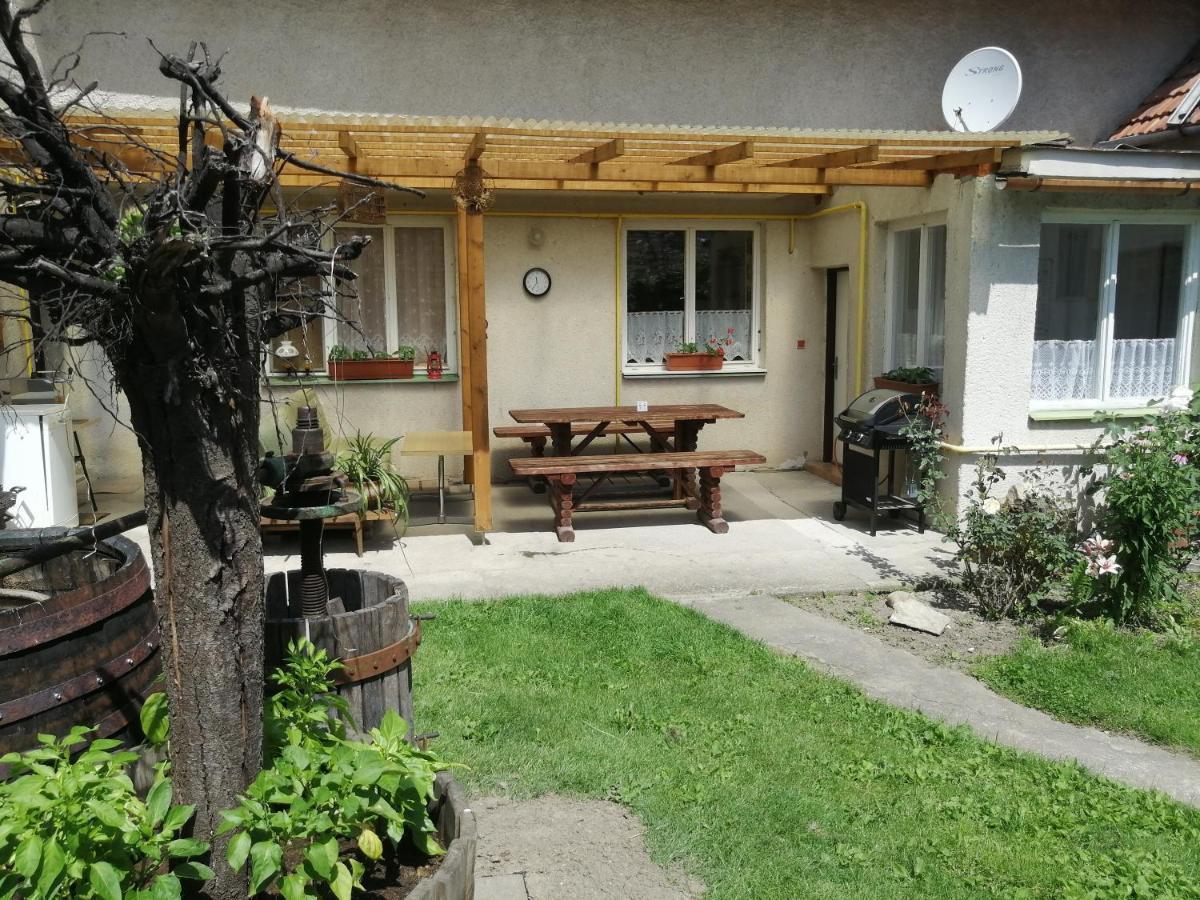 Apartament U Ladi Bulhary Zewnętrze zdjęcie